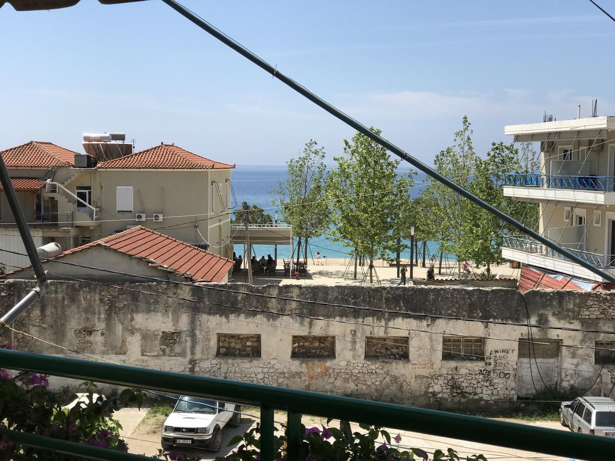 Zotos Apartment Himare Esterno foto